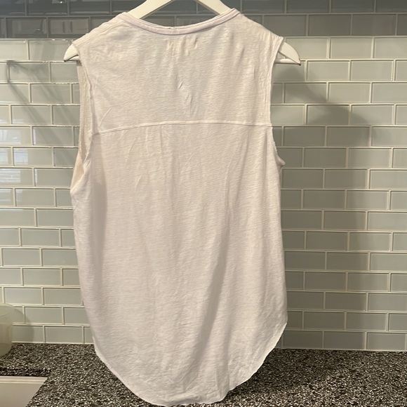 Aritzia linen tank - Picture 4 of 5
